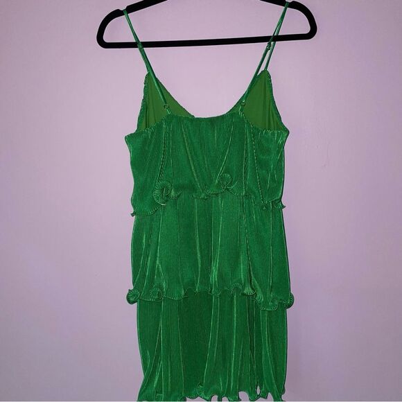 Better Be S Mini Dress Kelly Green Tiered Lettuce Cocktail Sundress - Picture 5 of 7